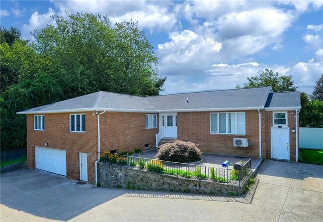 Building Photo - 34 Cherry Hill Rd