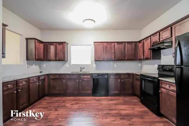 Foto del edificio - 181 Daisy Cir
