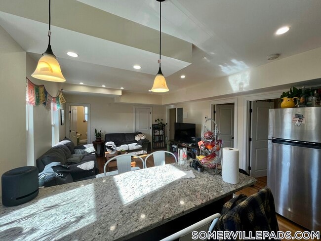 Building Photo - 28A Cherry St.