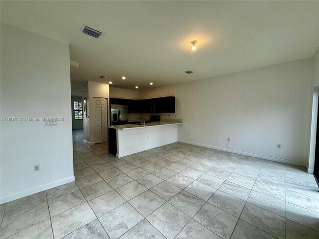 Foto del edificio - 11544 SW 250th St