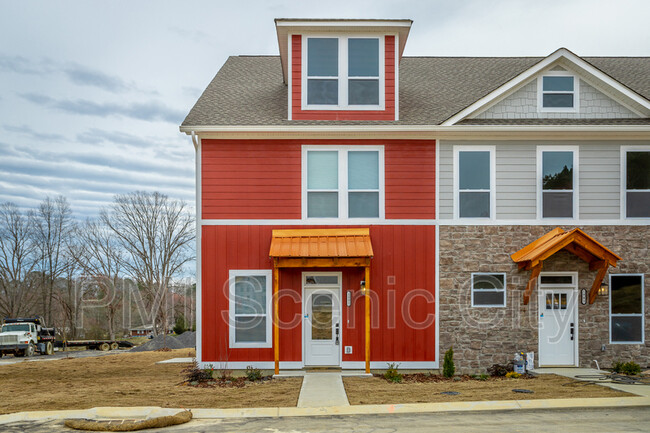 Foto del edificio - 1901 Cypress Ln