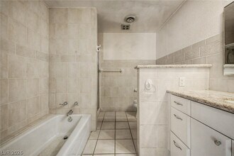 Building Photo - 3145 Bel Air Dr