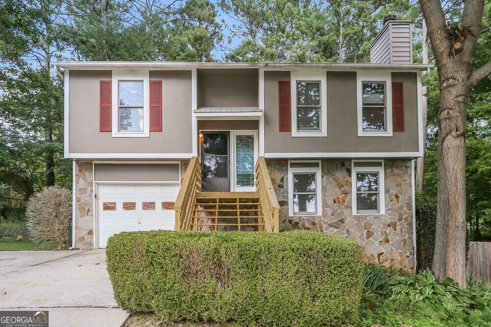 Primary Photo - 2400 Boone Pl