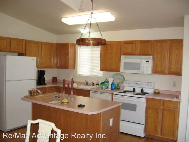 Building Photo - 2 br, 2 bath House - 3305 Chestnut Glen