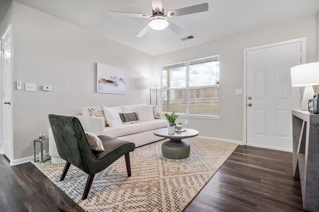 Building Photo - Lakewood Terrace