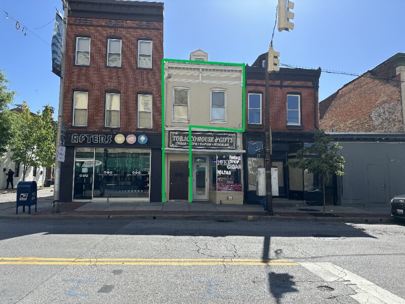 Foto principal - 1003 S Charles St