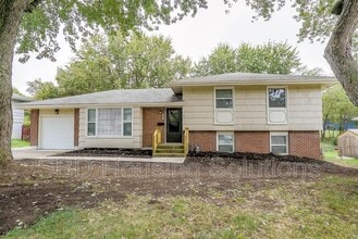 Building Photo - 6307 E 102nd Terrace