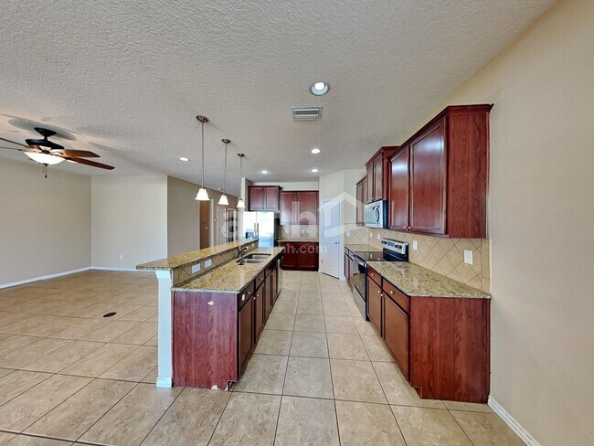 Foto del edificio - 404 Britton Shores Ct