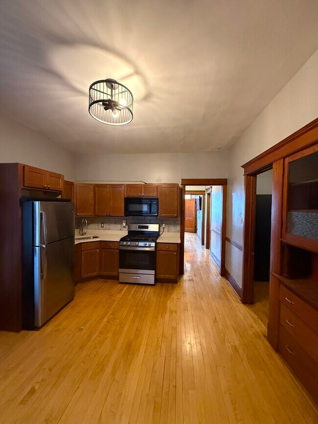 Foto del edificio - 5514 23rd Pl