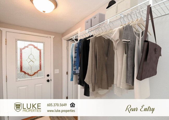 Foto del edificio - 1417 S Van Eps Ave