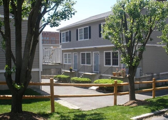 Photo - 48 Strawberry Hill Ave Townhome