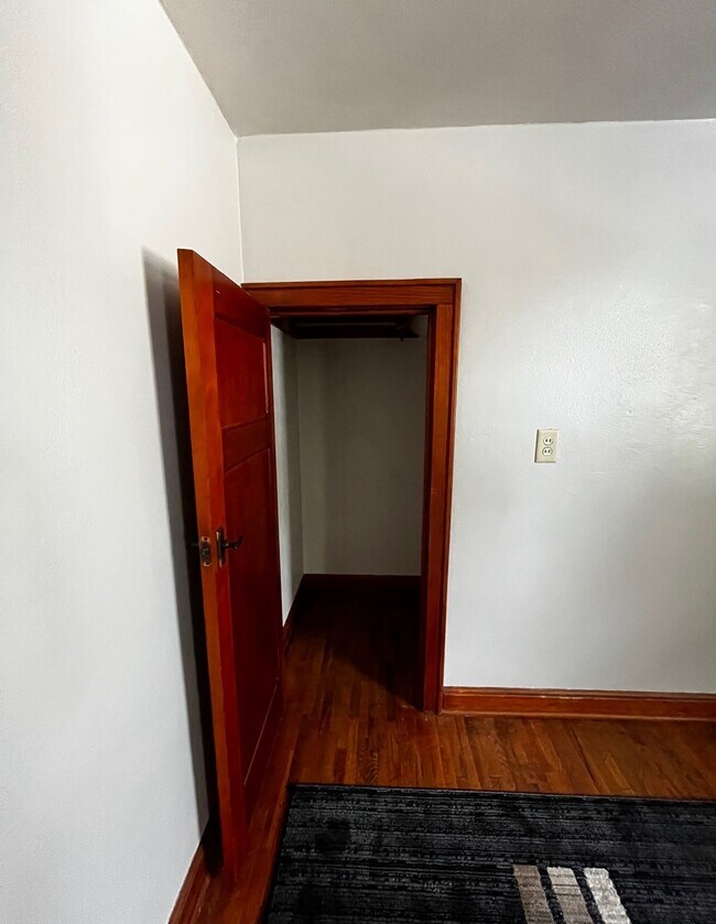 Foto del edificio - 257 Ledgeview Ave