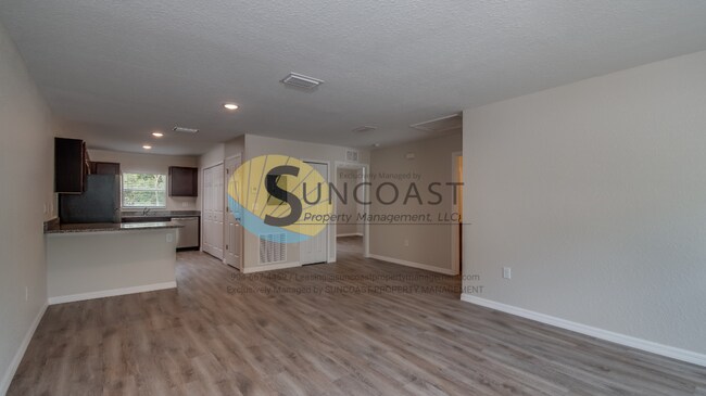 Building Photo - Beautiful 2/2 home for Rent in Marion Oaks!