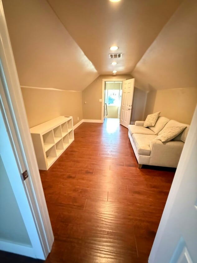 Photo - 2211,    2213 ,42nd Ave. OAkland, Unit 2213