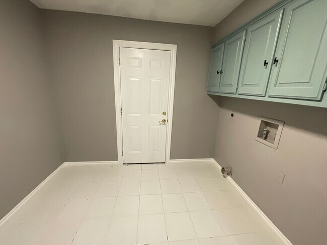 Building Photo - 1421 Pheasant Run Ct