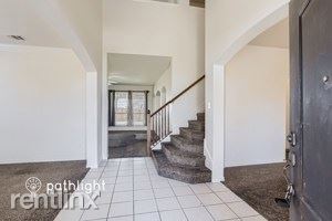 Building Photo - 5 br, 3.5 bath House - 7902 Glenside Drive...