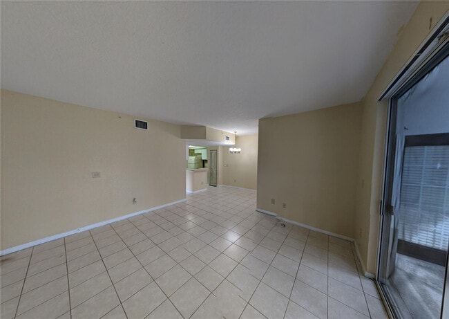 Building Photo - 761 SW 148th Ave