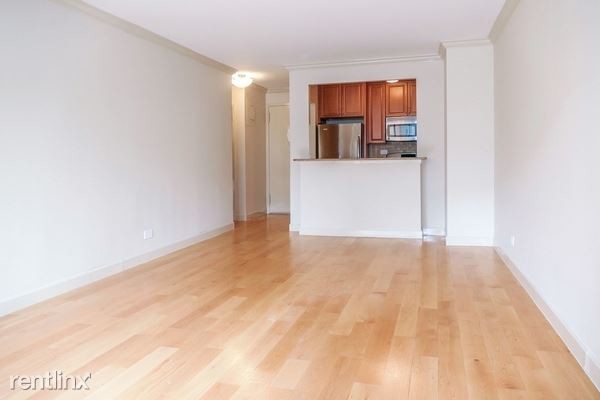 Primary Photo - 11 W 66th St