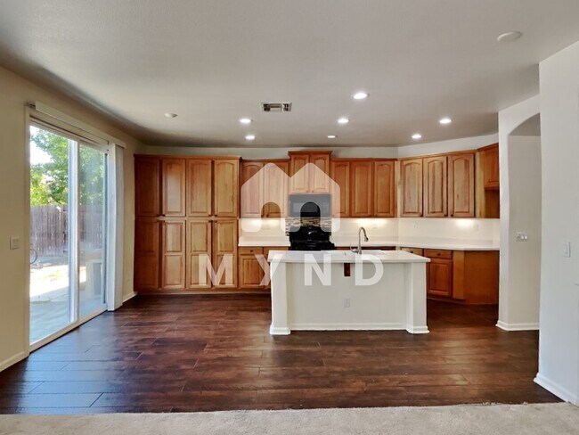 Building Photo - 4709 Blossom Ranch Dr