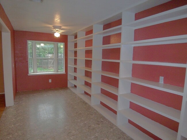 Building Photo - 4612 Buffalo Trail