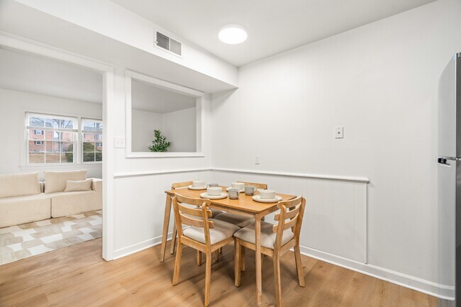 Foto del edificio - Summercrest Apartments