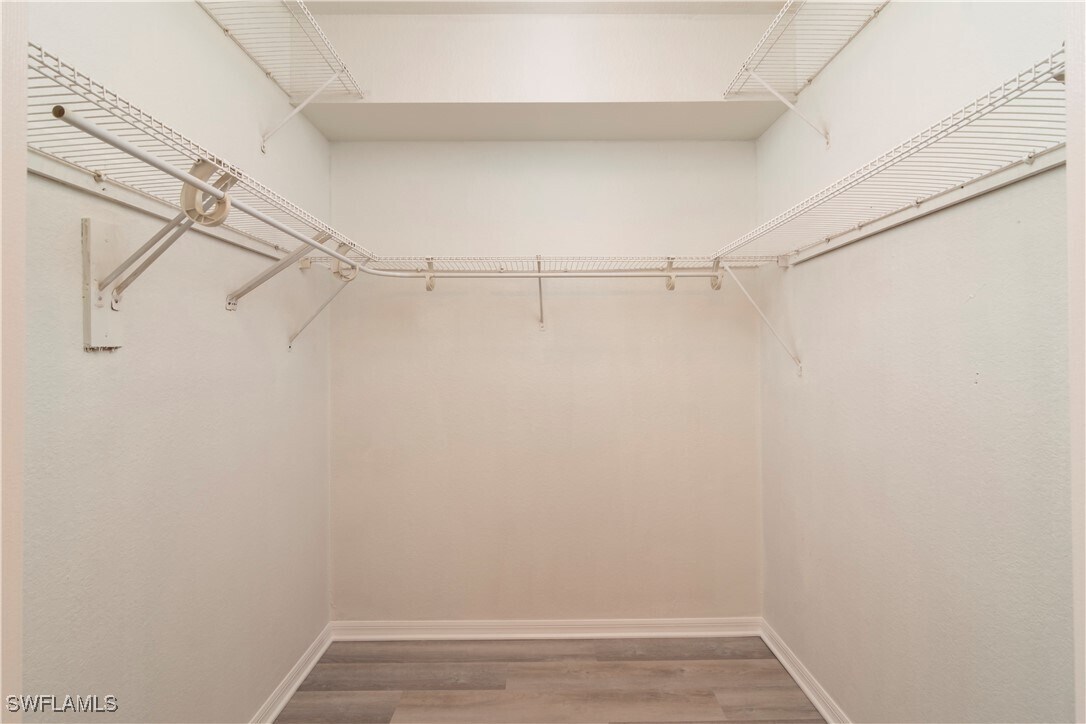 Foto del edificio - 3245 Cypress Glen Way