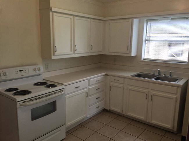 Foto del edificio - 22 Deborah St