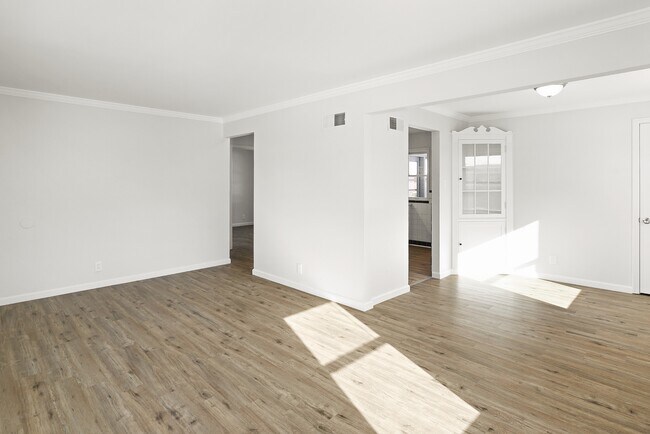 Foto del edificio - 9632 Cutler Dr