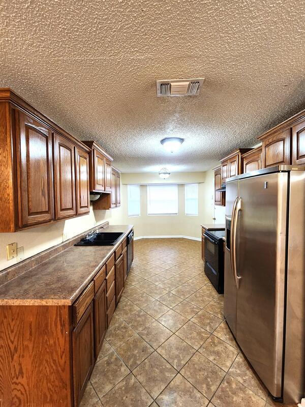 Building Photo - 3606 Bacon Ranch Rd