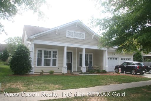Primary Photo - 1141 Sarandon Dr
