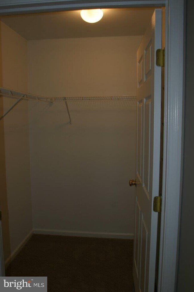 Building Photo - 168 Christine Dr