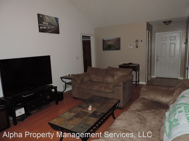Building Photo - 3 br, 2 bath House - 1013 Quincy