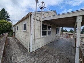 Building Photo - 1611 Trenton Ave