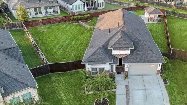 Building Photo - 6706 Warbler Way