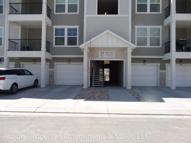 Building Photo - 1831 Newcastle Ln