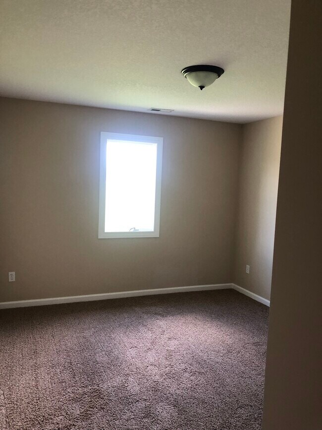 14962 Towne Park Run, Huntertown, IN 46748 House Rental in Huntertown