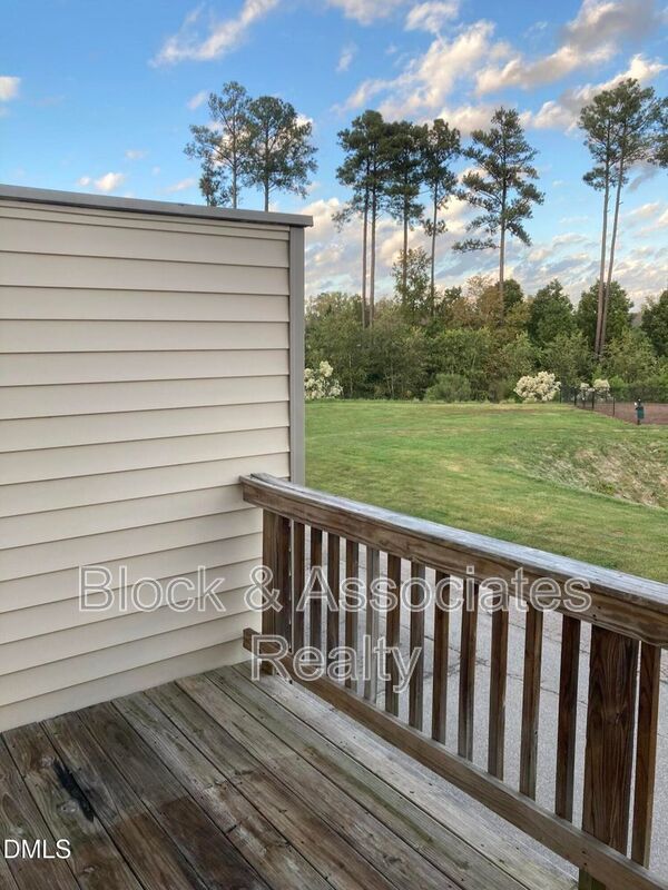 Foto del edificio - 2020 Kedvale Ave