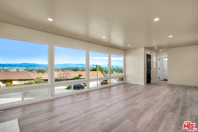 Foto del edificio - 5324 Weatherford Dr