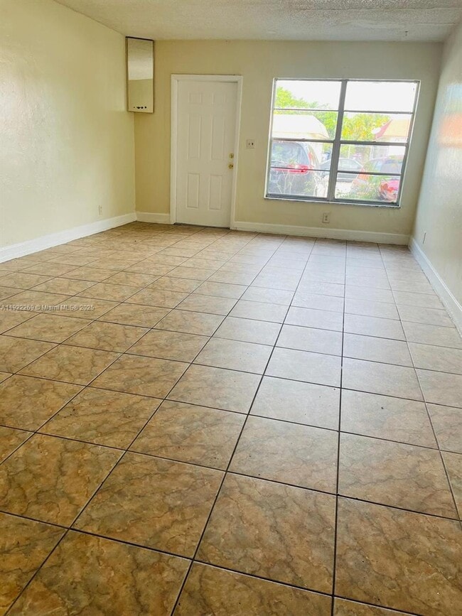 Building Photo - 7710 SW 10th St