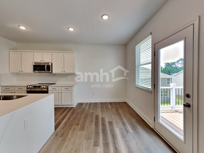 Building Photo - 1594 Soapstone Rd