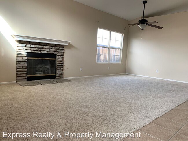 Foto del edificio - 4 br, 2.5 bath House - 18990 Applewood Way