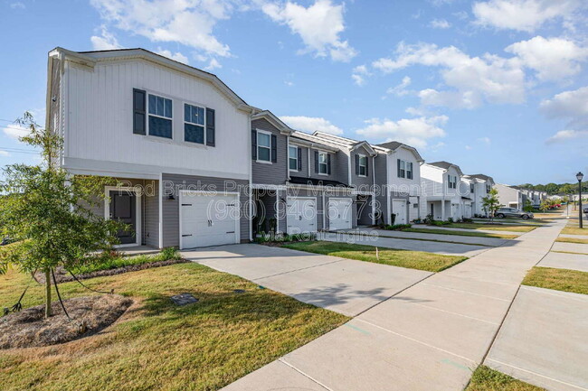 Photo - 3483 Backwater St Townhome