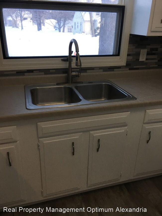 Foto del edificio - 3 br, 1 bath House - 1221 15th St