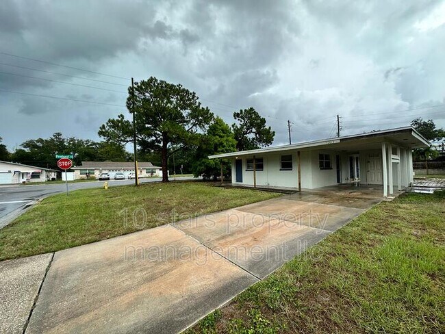 Foto del edificio - 1263 Friar Tuck Ln