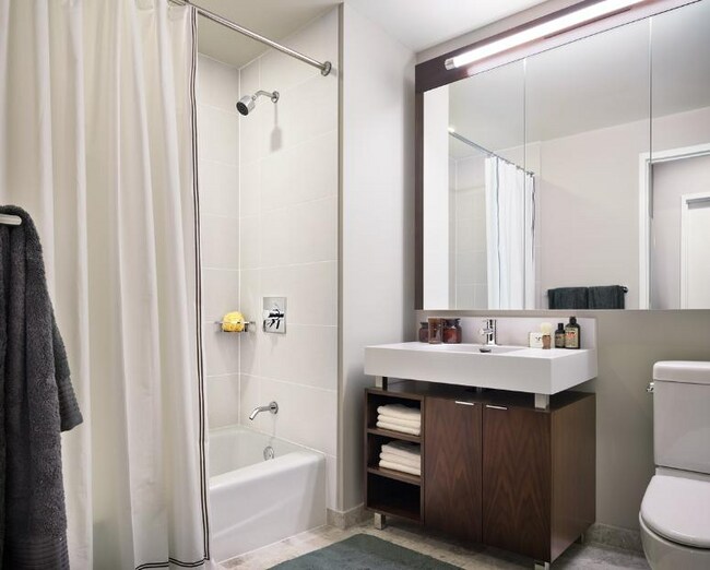 Foto del edificio - 510 N Lake Shore Dr