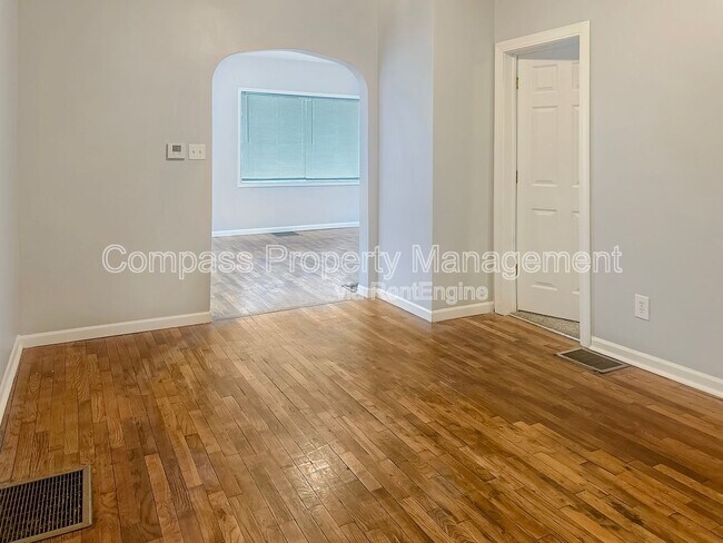 Foto del edificio - 951 Bridge St NW