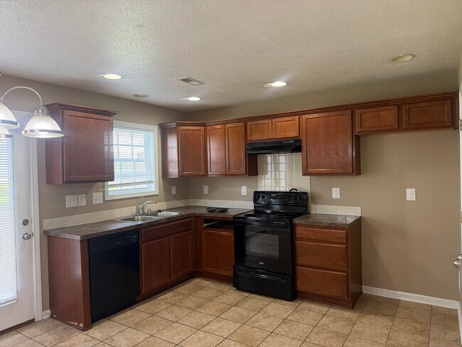 Foto del edificio - 969 Sugarbush Trail