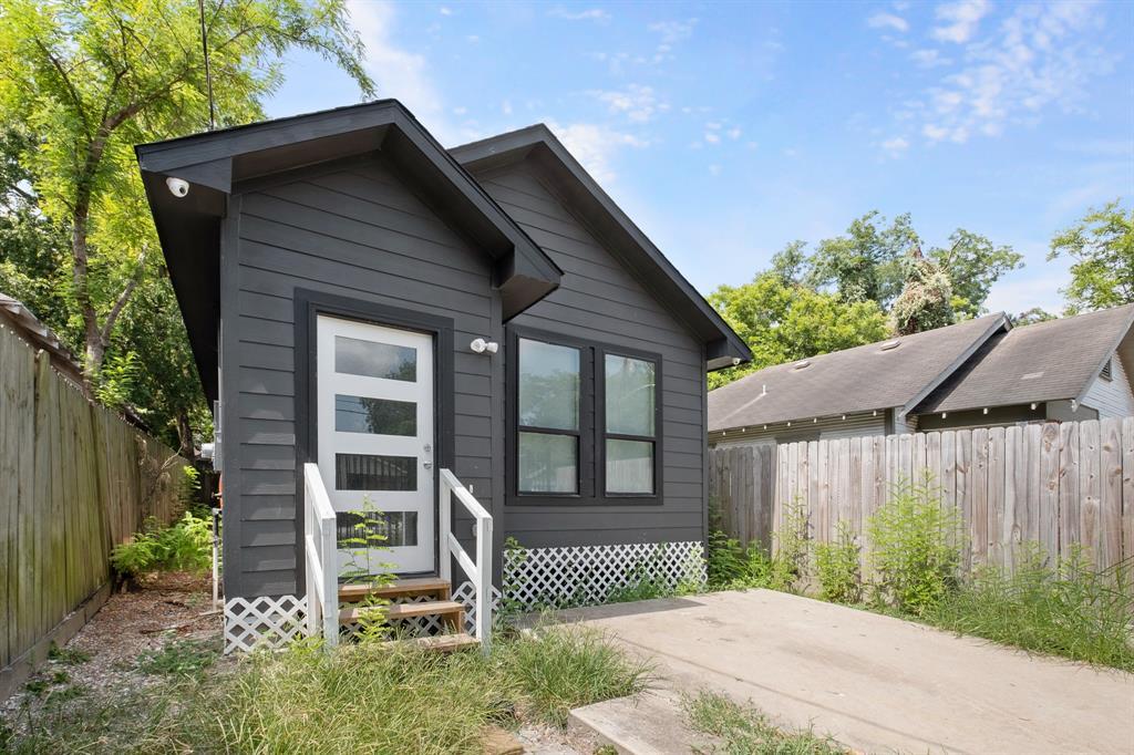 Foto principal - 3334 Drew St