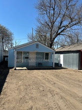 Building Photo - 1913 S Gold St