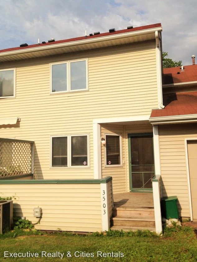 Primary Photo - 2 br, 1 bath House - 3503 Clinton Ave